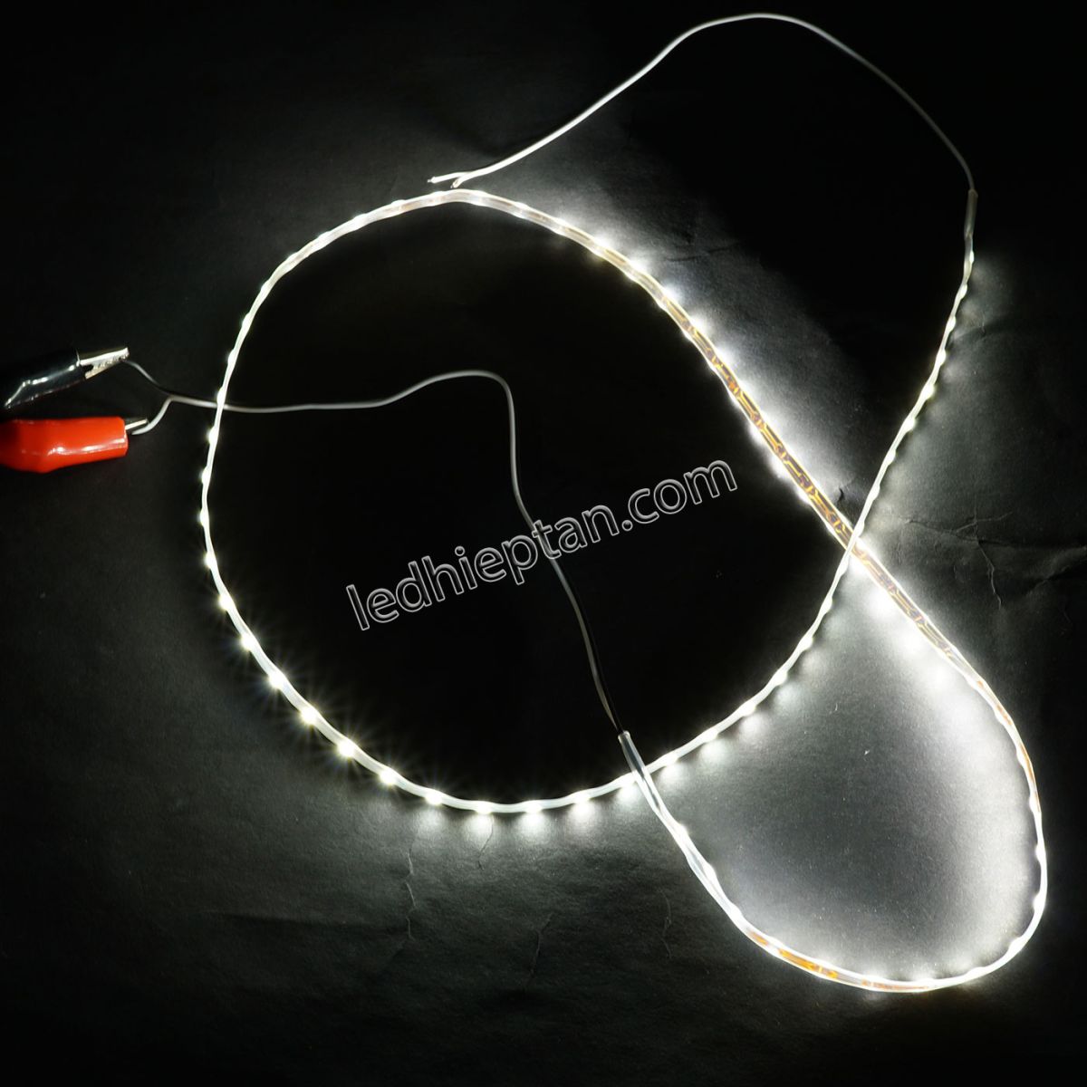 LED dây dán trang trí xe máy, ô tô 90cm 12V trắng