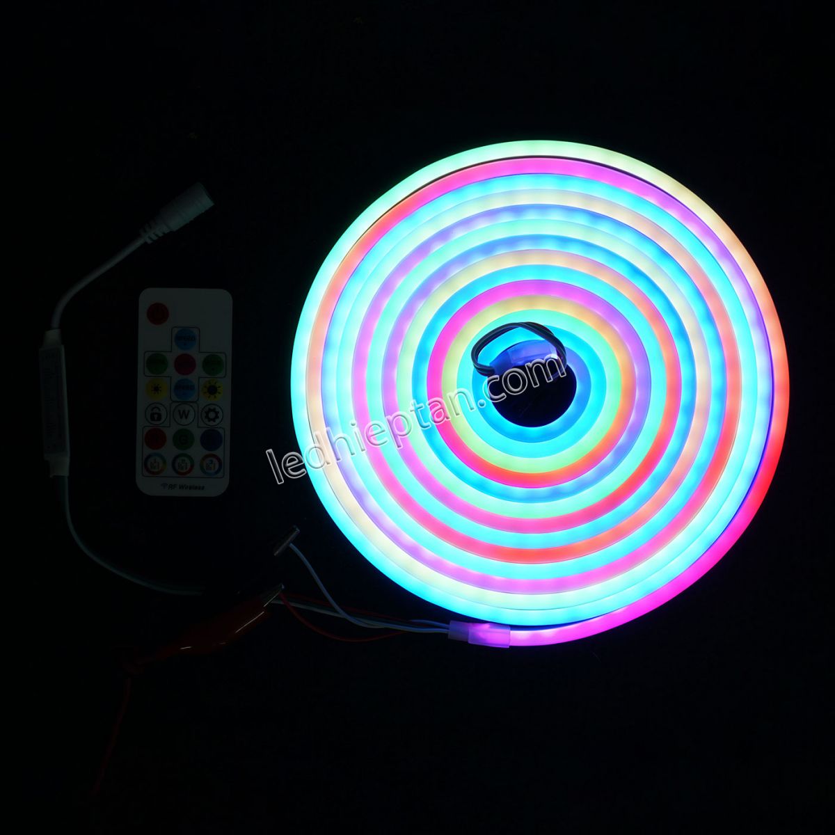 Cuộn LED neon ARGB 12V 3838 96LED 32IC IP67 6*12 1903 Lota