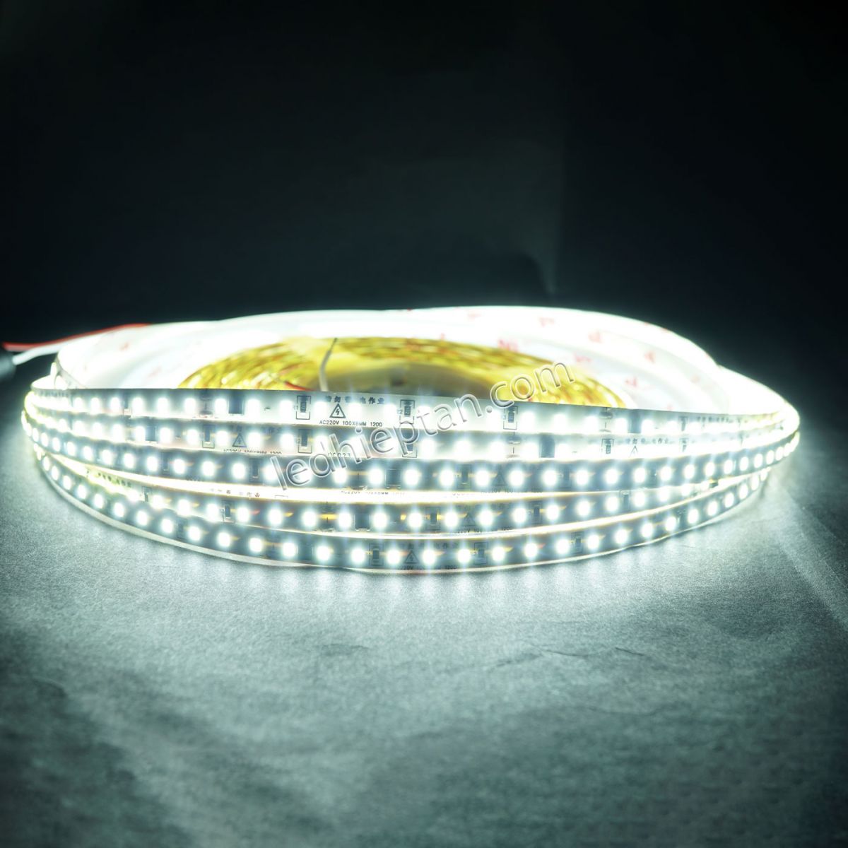 LED dây trắng 2835 120LED/m 220V cuộn 20m TX